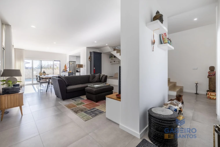 Moradia T4 para Venda em Tornada e Salir do Porto Foto 14