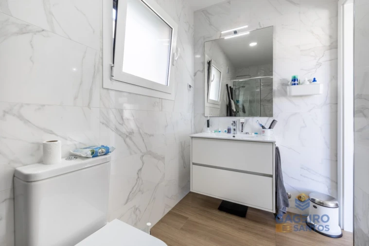 Moradia T4 para Venda em Tornada e Salir do Porto Foto 37