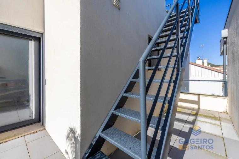 Moradia T4 para Venda em Tornada e Salir do Porto Foto 46