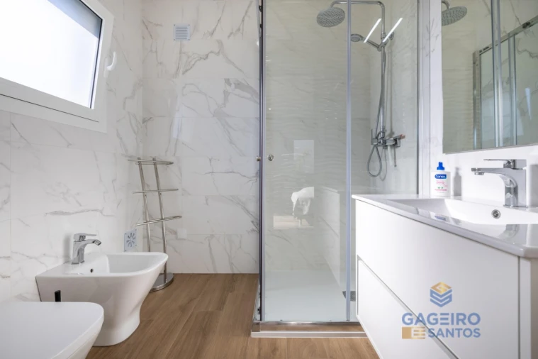 Moradia T4 para Venda em Tornada e Salir do Porto Foto 45