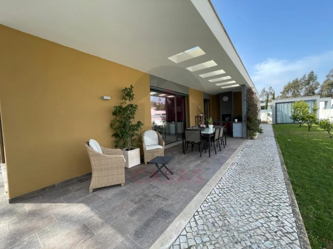 Moradia T3 para Venda em Foz do Arelho Foto 5