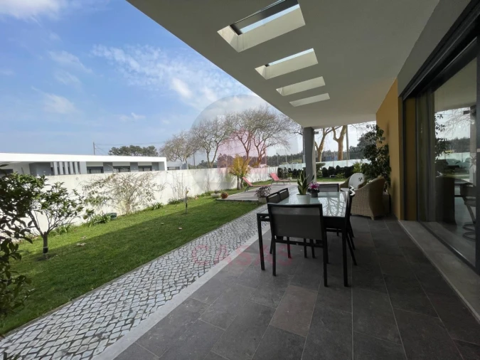 Moradia T3 para Venda em Foz do Arelho Foto 6