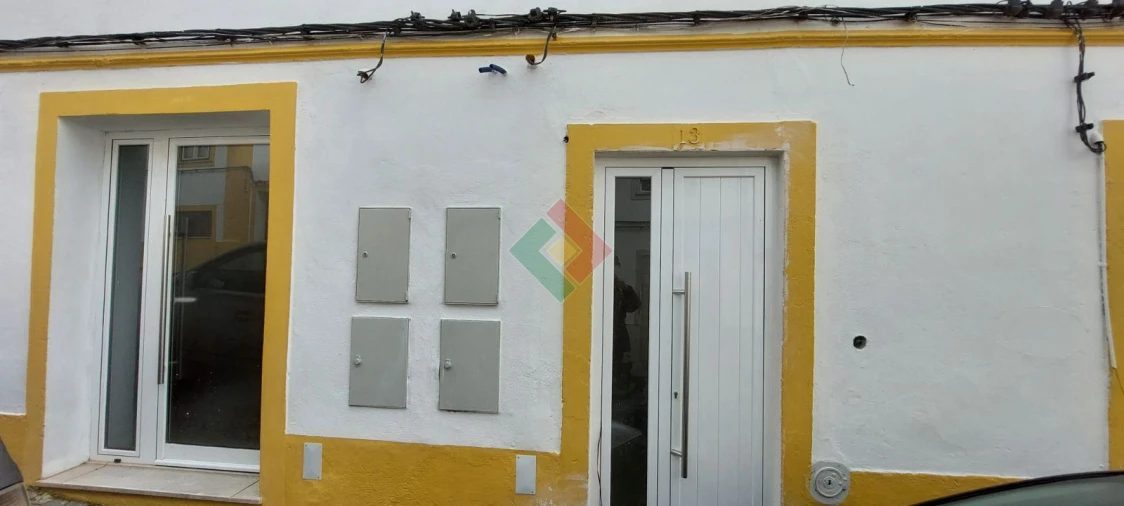 Moradia T7 para Venda em Sé e São Lourenço Foto 8