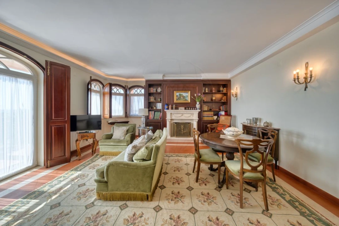 Moradia T5 para Venda em Azambuja Foto 14