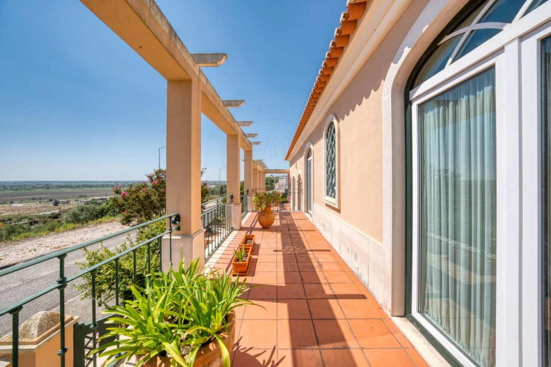 Moradia T5 para Venda em Azambuja Foto 39