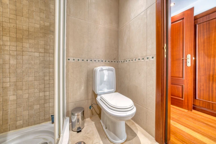 Moradia T5 para Venda em Azambuja Foto 37