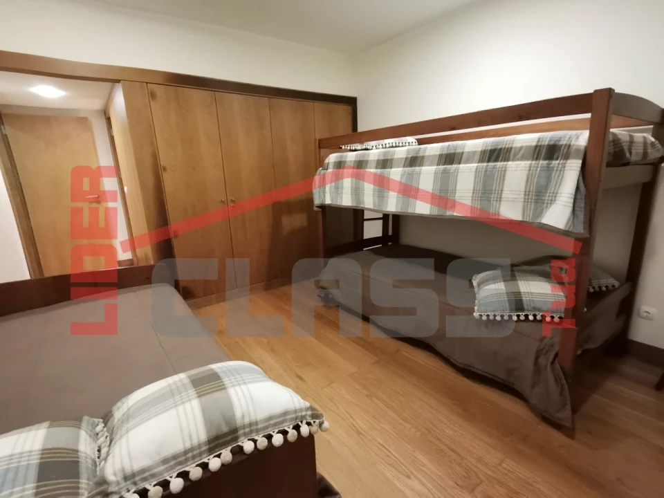 Moradia T5 para Venda em Frechas Foto 37