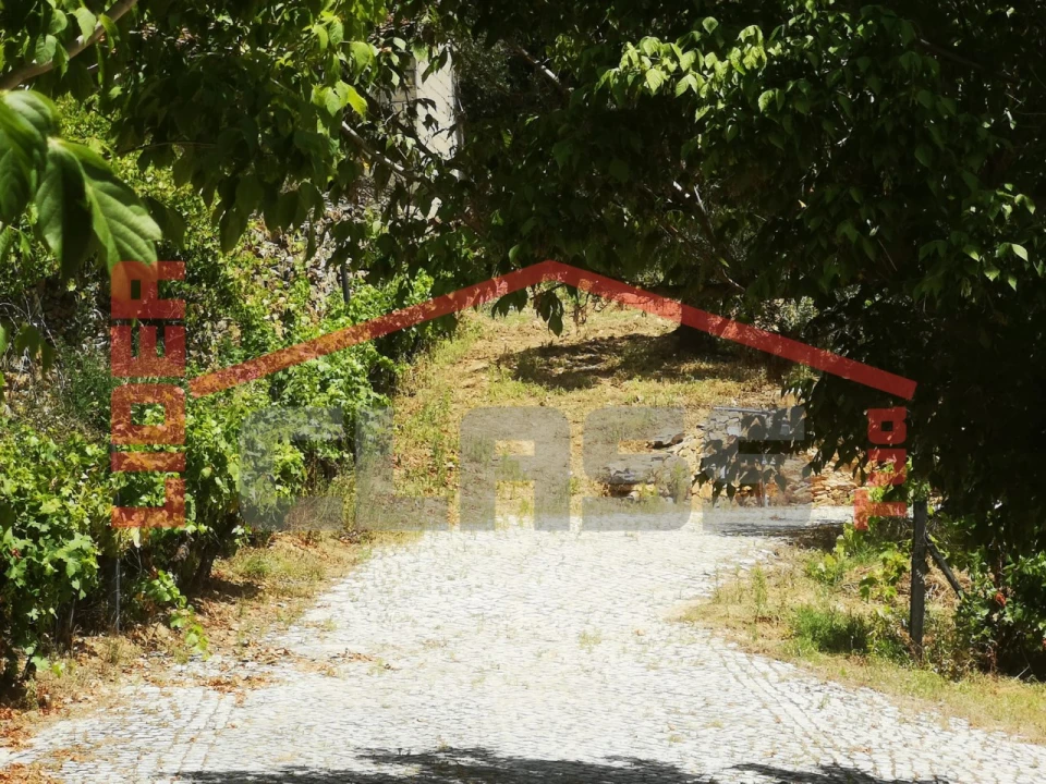 Moradia T5 para Venda em Frechas Foto 57