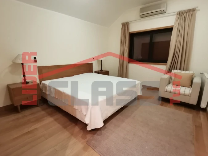 Moradia T5 para Venda em Frechas Foto 29