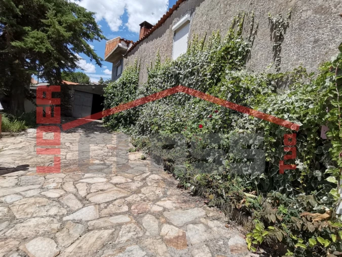 Moradia T5 para Venda em Frechas Foto 51