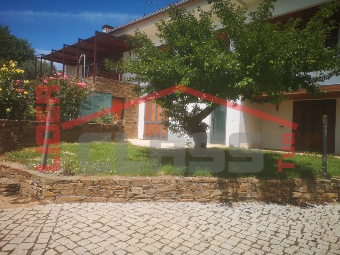 Moradia T5 para Venda em Frechas Foto 59