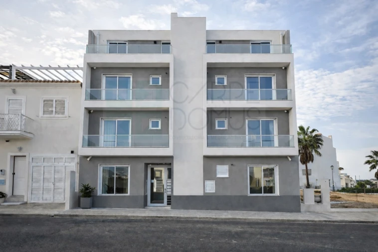 Apartamento T2 para Venda em Altura Foto 2