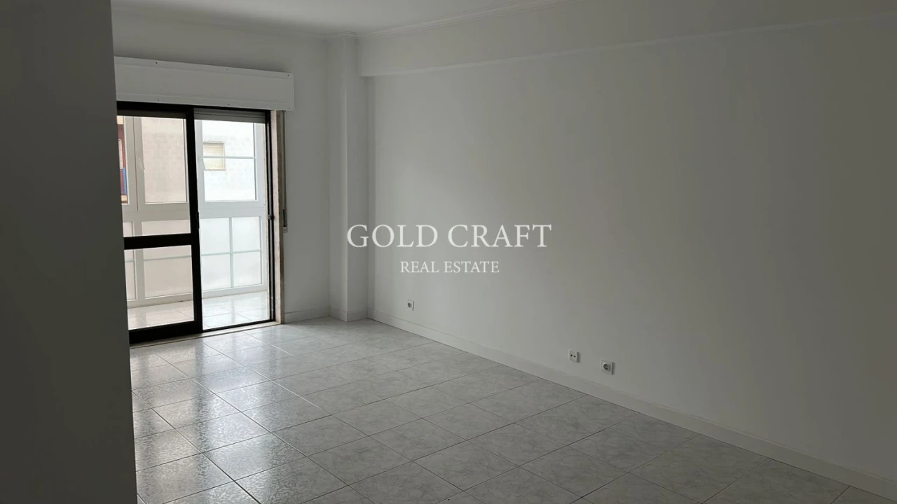 Apartamento T3 para Venda em Baixa da Banheira e Vale da Amoreira Foto 4