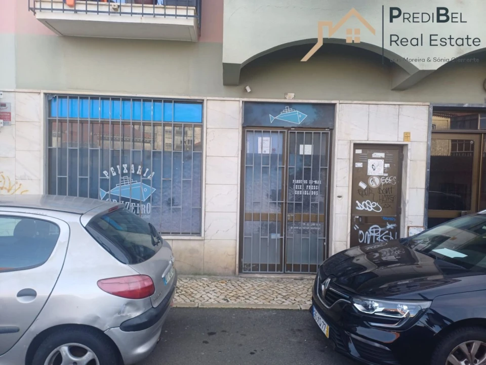 Loja para Trespasse em Algueirão-Mem Martins Foto 1