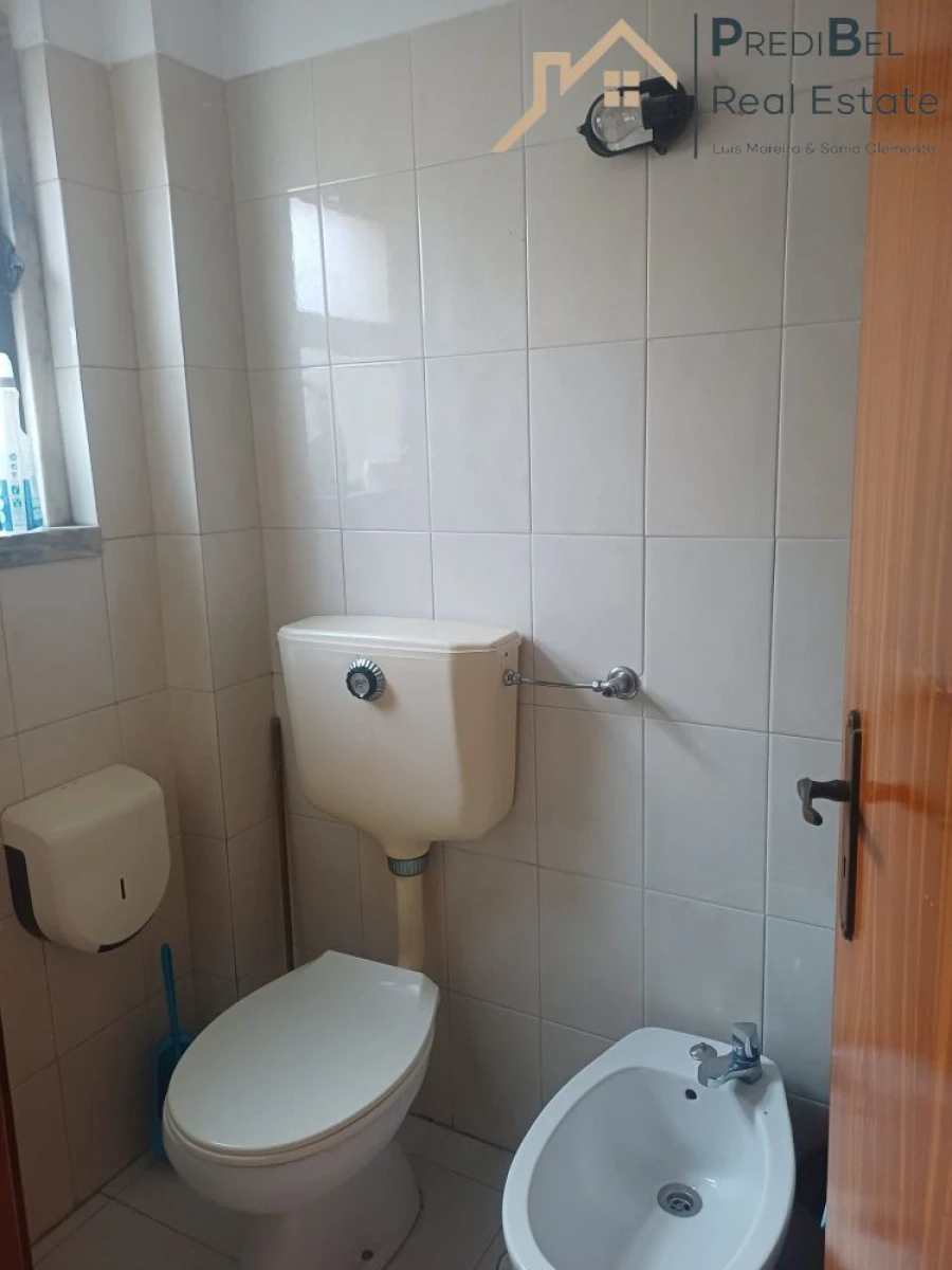 Loja para Trespasse em Algueirão-Mem Martins Foto 22