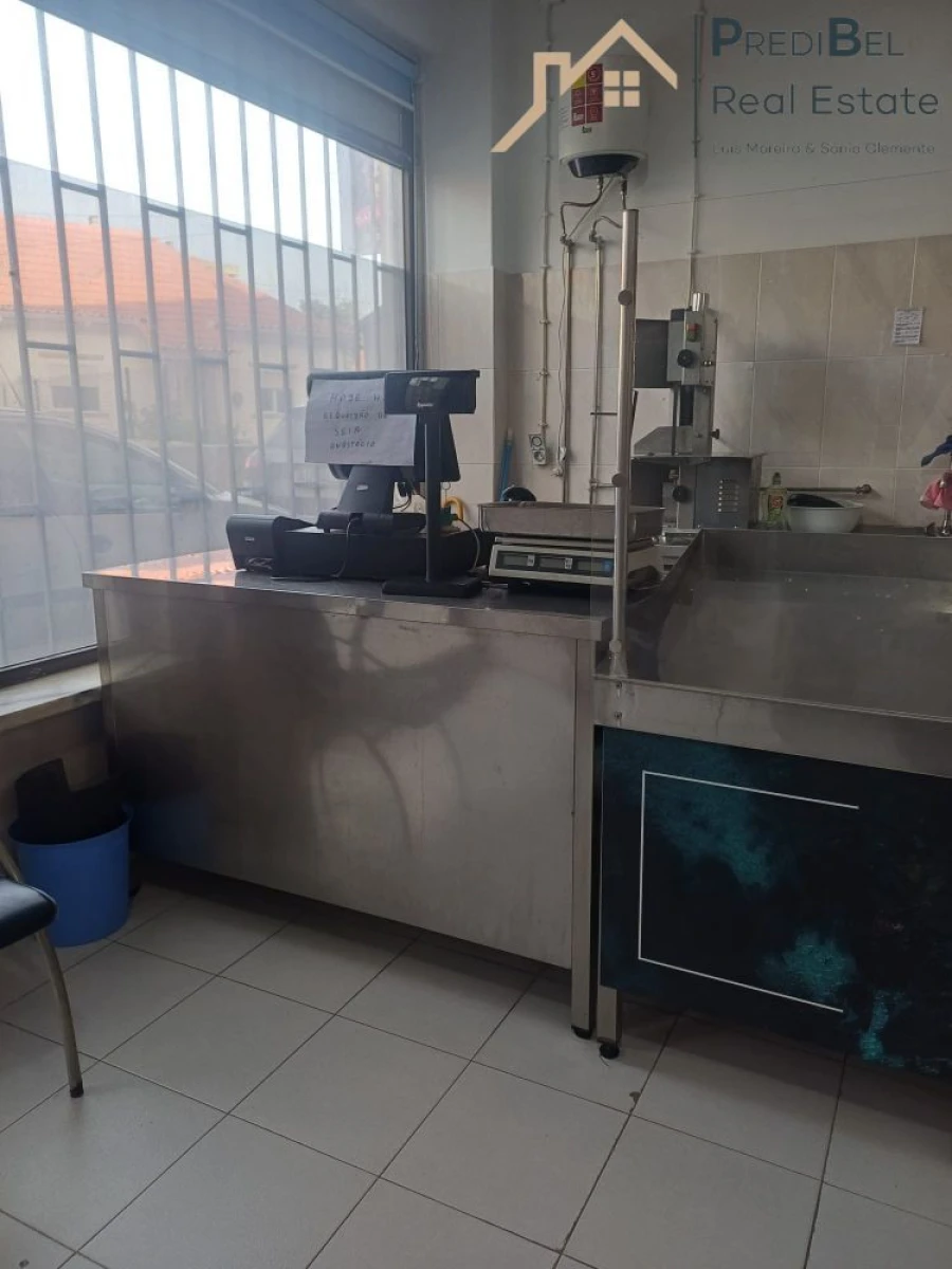 Loja para Trespasse em Algueirão-Mem Martins Foto 6