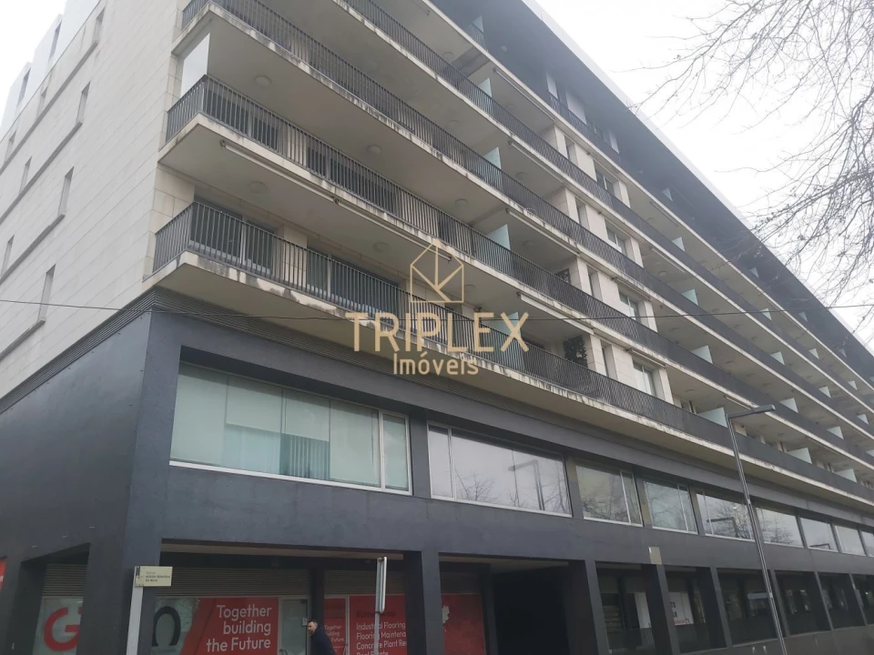 Loja para Arrendamento em Cidade da Maia Foto 3