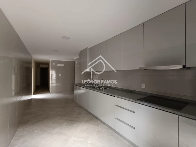 Moradia T6 para Venda em Castelo Branco Foto 1