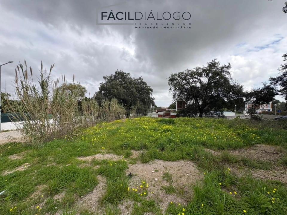Terreno para Venda em Sesimbra (Castelo) Foto 1