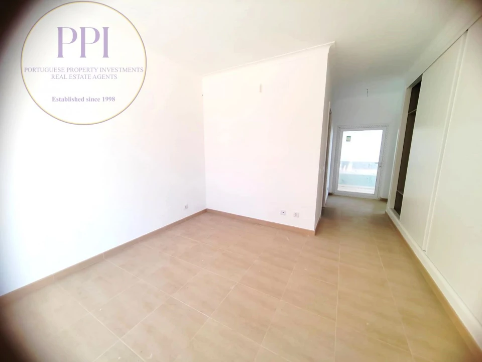 Moradia T3 para Venda em Budens Foto 35