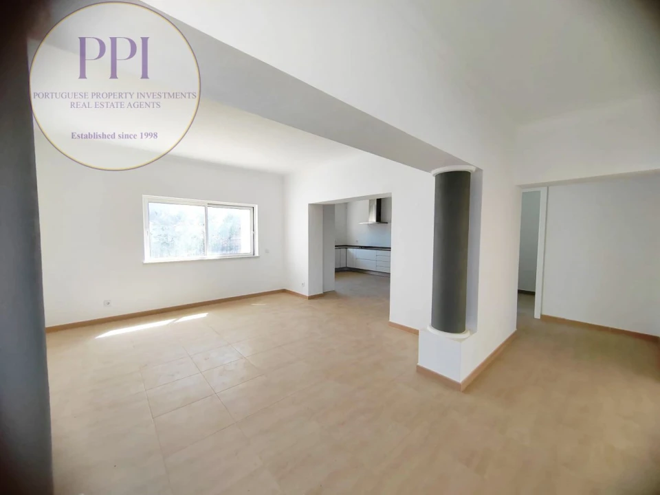 Moradia T3 para Venda em Budens Foto 27