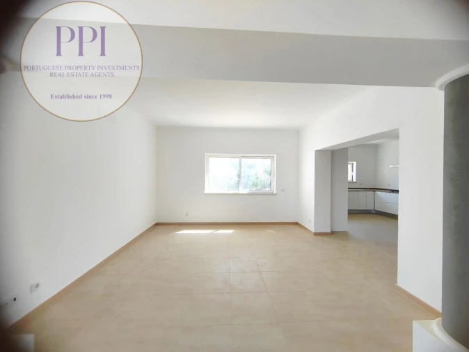 Moradia T3 para Venda em Budens Foto 26