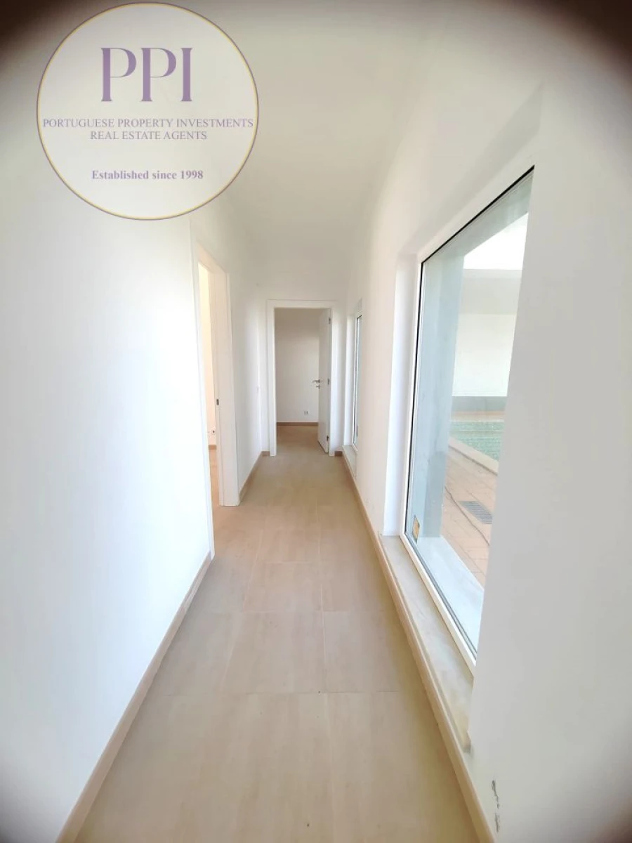 Moradia T3 para Venda em Budens Foto 41