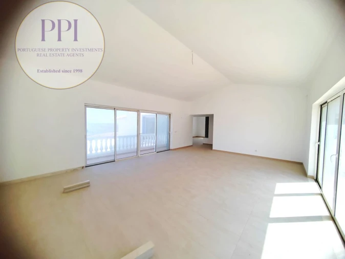 Moradia T3 para Venda em Budens Foto 17