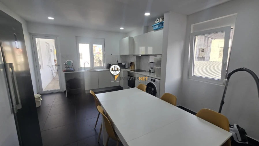 Apartamento T4 para Venda em Castelo Branco Foto 18