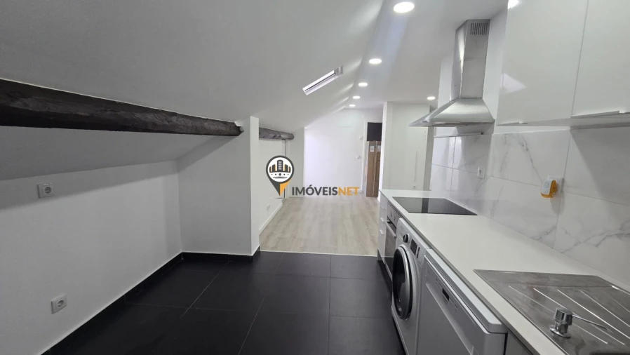 Apartamento T4 para Venda em Castelo Branco Foto 38