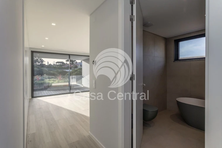 Moradia T5 para Venda em Alcabideche Foto 36