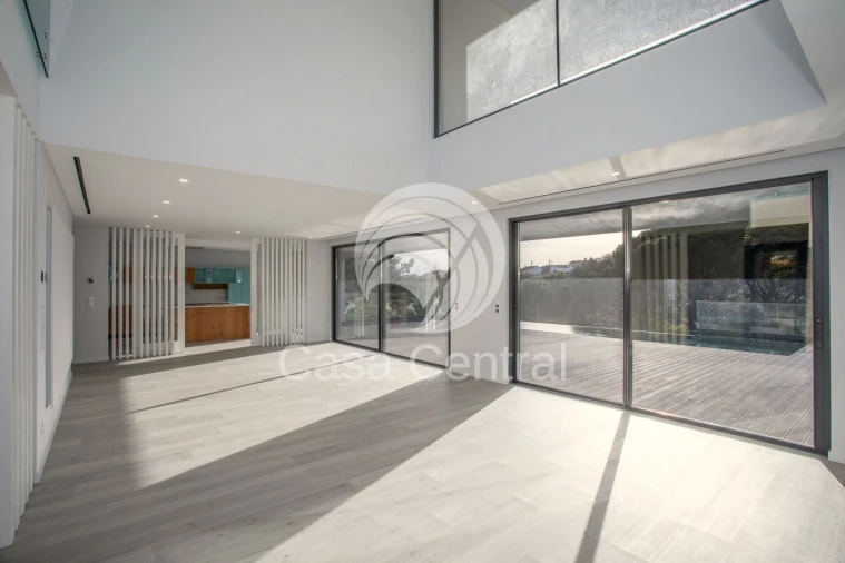 Moradia T5 para Venda em Alcabideche Foto 5