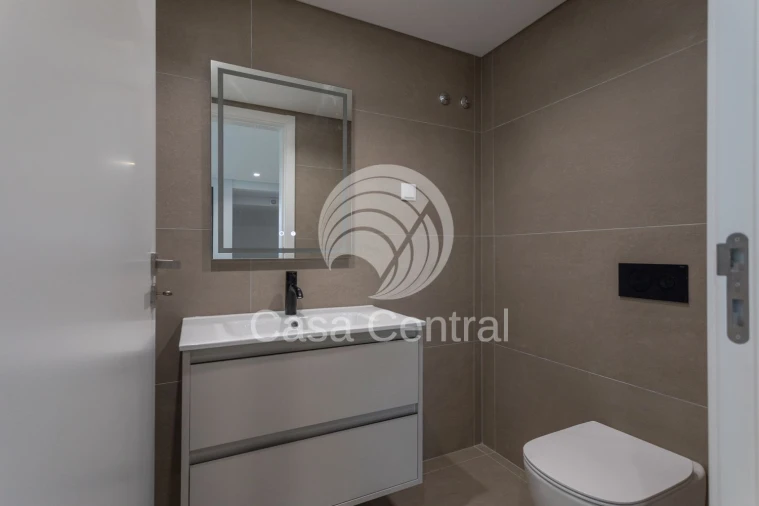 Moradia T5 para Venda em Alcabideche Foto 51