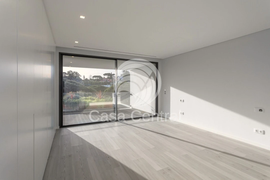 Moradia T5 para Venda em Alcabideche Foto 37