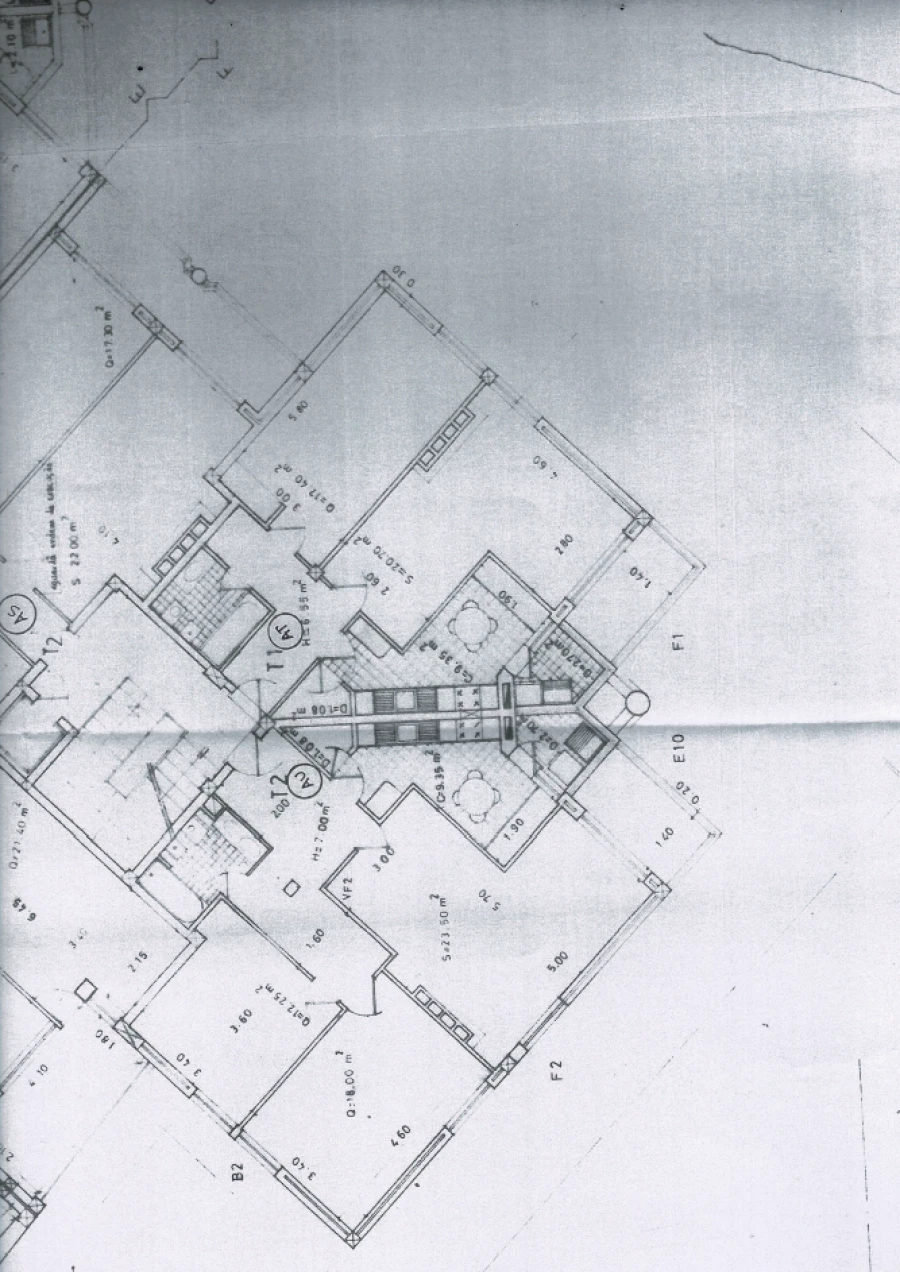 Apartamento T2 para Venda em Caldelas Foto 19