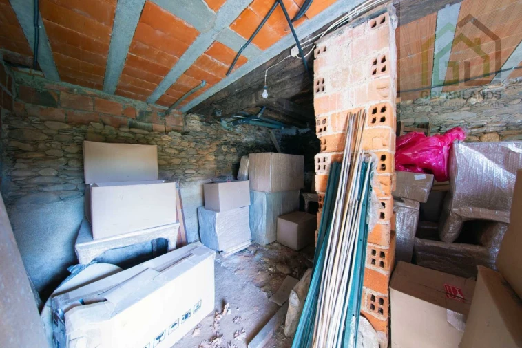 Quinta T3 para Venda em Mouronho Foto 40