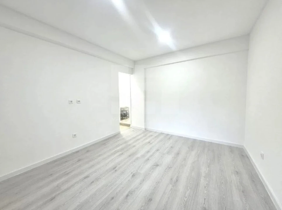 Apartamento T2 para Venda em Almada, Cova da Piedade, Pragal e Cacilhas Foto 5