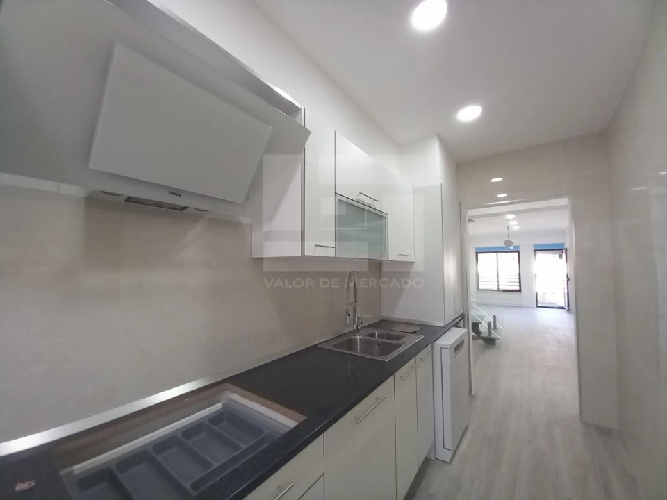 Apartamento T3 para Venda em Costa da Caparica Foto 1