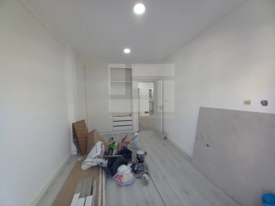 Apartamento T3 para Venda em Costa da Caparica Foto 15