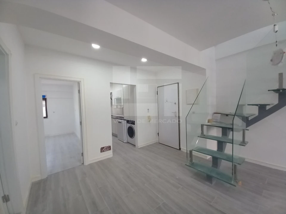 Apartamento T3 para Venda em Costa da Caparica Foto 6