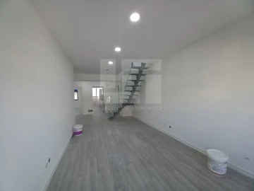 Apartamento T3 para Venda em Costa da Caparica