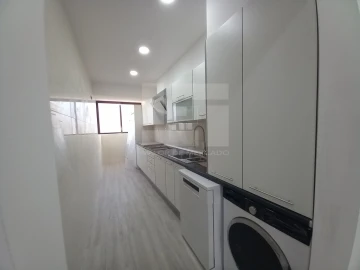 Apartamento T3 para Venda em Costa da Caparica