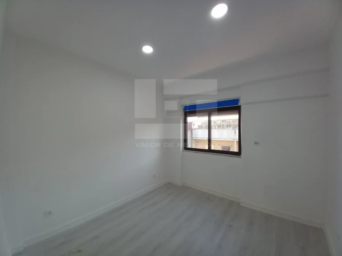 Apartamento T3 para Venda em Costa da Caparica Foto 22