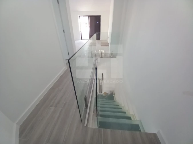 Apartamento T3 para Venda em Costa da Caparica Foto 39