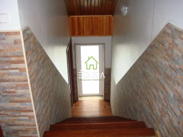 Moradia T4 para Venda em Pombeiro de Ribavizela
