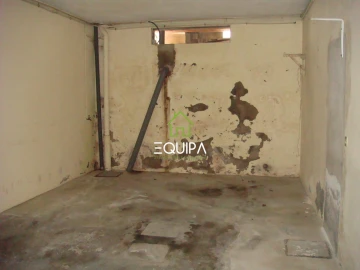 Moradia T4 para Venda em Pombeiro de Ribavizela