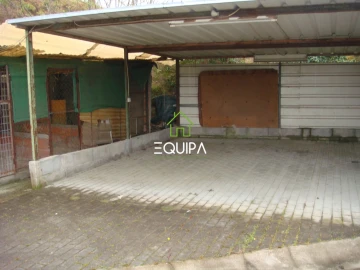 Moradia T4 para Venda em Pombeiro de Ribavizela