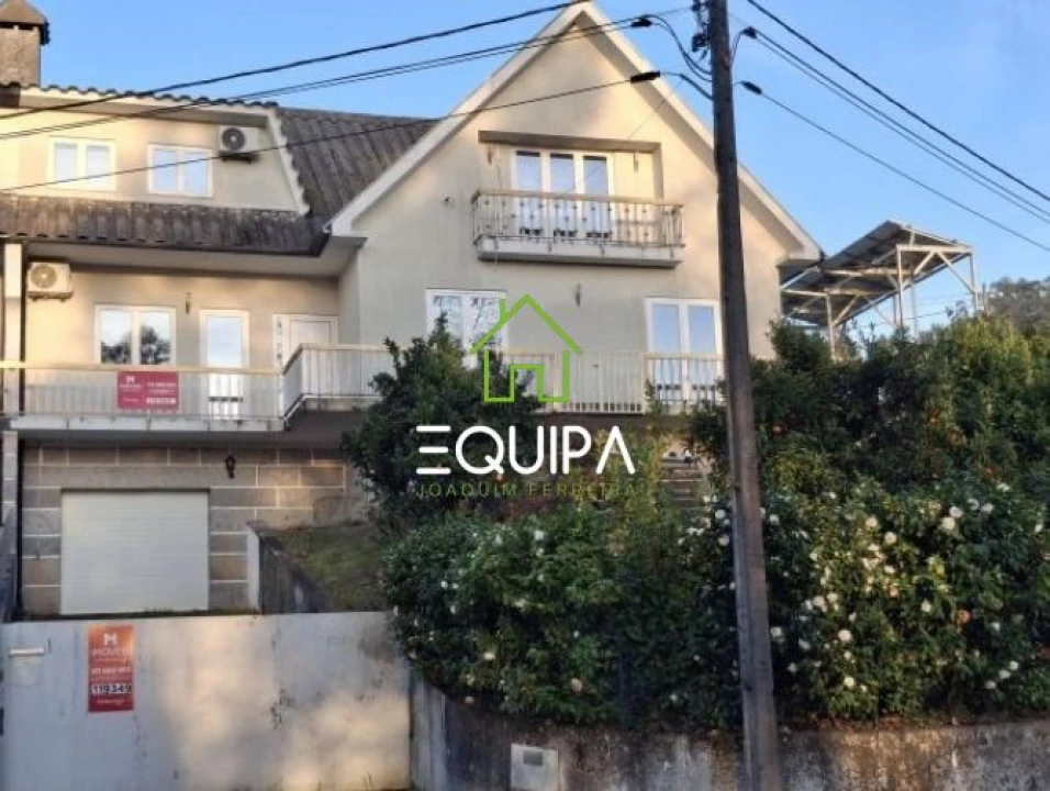 Moradia T4 para Venda em Pombeiro de Ribavizela Foto 2