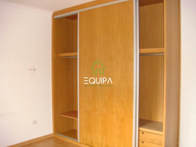 Moradia T4 para Venda em Pombeiro de Ribavizela Foto 47