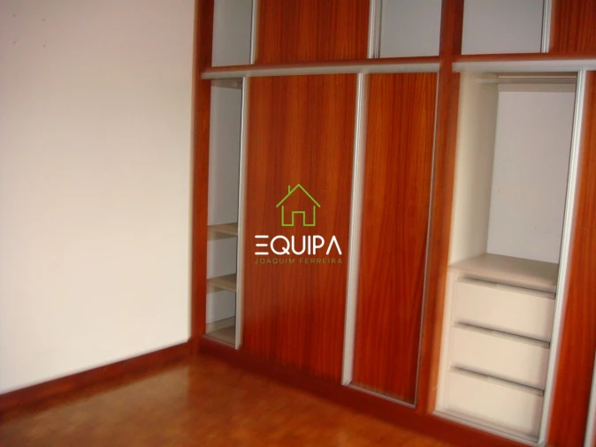 Moradia T4 para Venda em Pombeiro de Ribavizela Foto 51